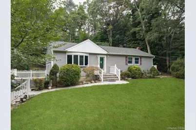 6 Valleywood Road, Smithtown, NY 11787 - Photo 4