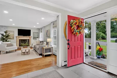 88 Knollwood Avenue, Huntington, NY 11743 - Photo 2