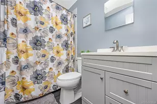 460 Amsterdam Ave, Patchogue, NY 11772 - Photo 16
