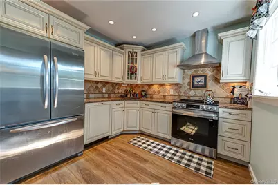 10 Stonehurst Circle S, Centereach, NY 11720 - Photo 10