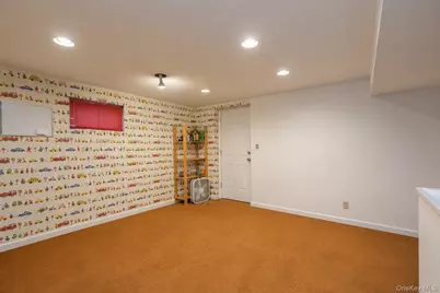 947 Bard Avenue, New York, NY 10301 - Photo 16