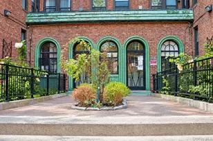83-00 Talbot St, Kew Gardens, NY 11415 - Photo 2