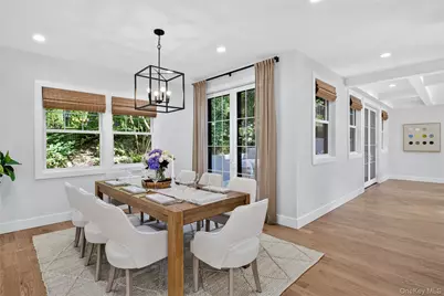 10 Chelsea Drive, Port Washington, NY 11050 - Photo 8
