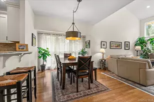53 Willow Ridge Dr, Smithtown, NY 11787 - Photo 16