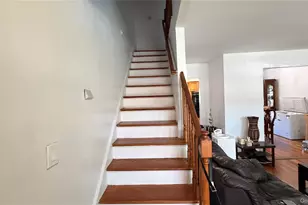3207 Pearsall Ave, Bronx, NY 10469 - Photo 10