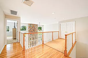 4 Holly Ln, Nissequogue, NY 11780 - Photo 8