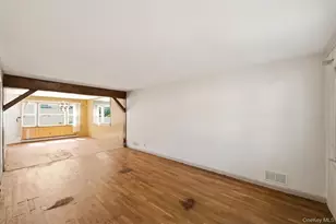 2226 3rd St, East Meadow, NY 11554 - Photo 4