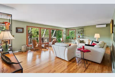 4 Hill Dale Avenue, Miller Place, NY 11764 - Photo 12