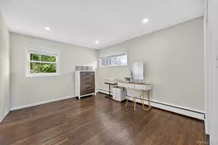 61 Carleton Ave, Amityville, NY 11701 - Photo 10