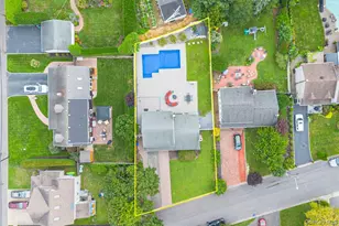 61 Carleton Ave, Amityville, NY 11701 - Photo 20