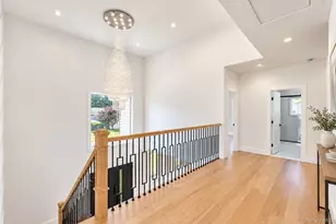 79 Greenbelt Ln, Levittown, NY 11756 - Photo 12