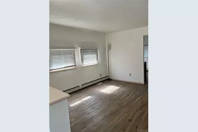 27 E Dorsey Lane, Poughkeepsie, NY 12601 - Photo 8