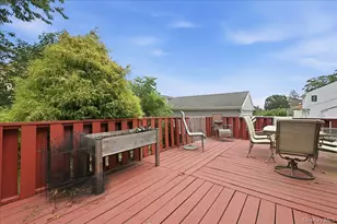 37 Cherry St, Massapequa, NY 11758 - Photo 24