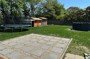 161 Hawkins Rd, Centereach, NY 11720 - Photo 18
