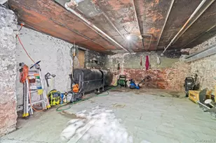 1373 Plimpton Ave, Bronx, NY 10452 - Photo 18