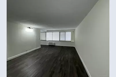 15 Stewart Place #3D, White Plains, NY 10603 - Photo 6