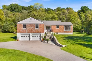 14 Lake Rd, Katonah, NY 10536 - Photo 4