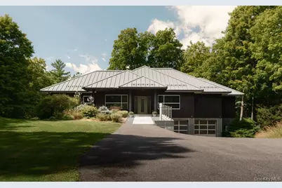 8 Sarah Court, Rhinebeck, NY 12572 - Photo 1