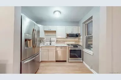 800 Grand Concourse Avenue #1DS, Bronx, NY 10451 - Photo 14