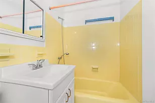 115 Dehaven Dr, Yonkers, NY 10703 - Photo 22
