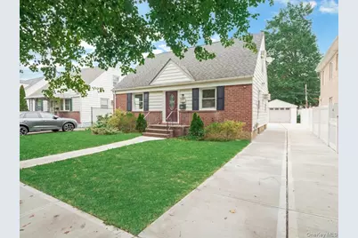 79-53 267th Street, Glen Oaks, NY 11004 - Photo 2