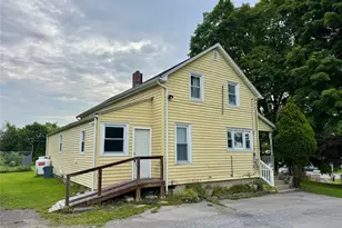 47 Maples Ln, Middletown, NY 10940 - Photo 2