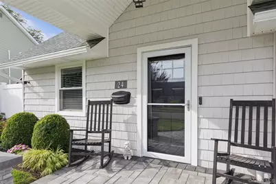 24 Essen Place, Bethpage, NY 11714 - Photo 34