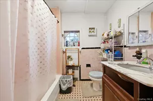 18 E 25th St, Huntington Station, NY 11746 - Photo 10