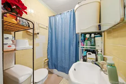 18 E 25th Street, Huntington Station, NY 11746 - Photo 24
