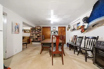 18 E 25th Street, Huntington Station, NY 11746 - Photo 28