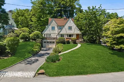 311 Lyncroft Road, New Rochelle, NY 10804 - Photo 1