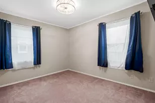 82-18 266th St, Glen Oaks, NY 11004 - Photo 8