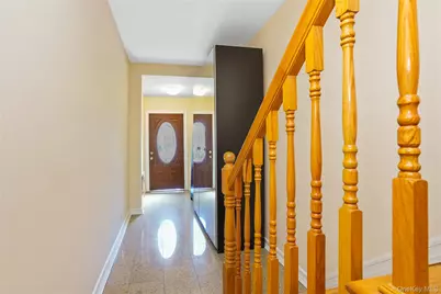 85-25 56th Avenue, Elmhurst, NY 11373 - Photo 4