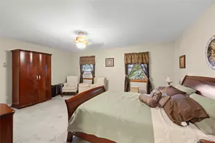 138 Main Ave, Lake Grove, NY 11755 - Photo 26