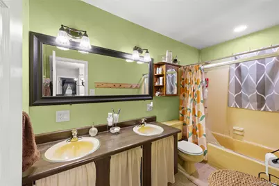 138 Main Avenue, Lake Grove, NY 11755 - Photo 34