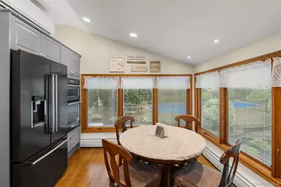 138 Main Avenue, Lake Grove, NY 11755 - Photo 18