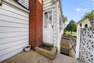 69 Stewart Avenue, Garden City, NY 11530 - Photo 36