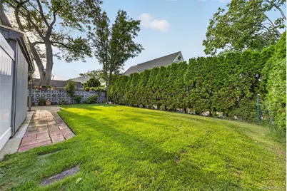 69 Stewart Avenue, Garden City, NY 11530 - Photo 32