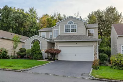 32 Hamlet Drive, Hauppauge, NY 11788 - Photo 38