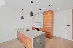 21-21 31st St, Astoria, NY 11105 - Photo 4