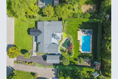7 King Arthurs Court, Saint James, NY 11780 - Photo 42