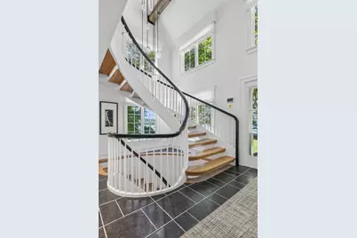 31 Thompson Lane, Saint James, NY 11780 - Photo 20