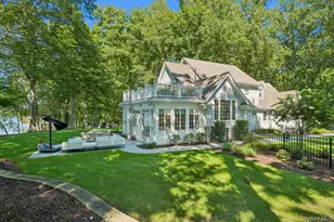 31 Thompson Ln, Saint James, NY 11780 - Photo 42