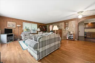 15 May Ct, Rockville Centre, NY 11570 - Photo 8