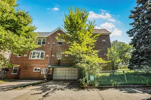 1526 Ericson Pl, Bronx, NY 10461 - Photo 4