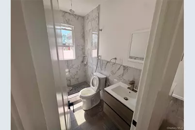 450 Revere, Bronx, NY 10465 - Photo 2