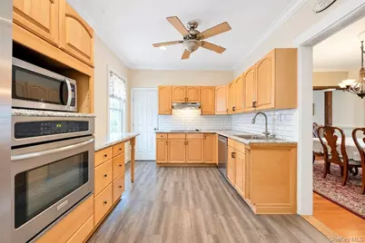 52 Lee Avenue, Patchogue, NY 11772 - Photo 20