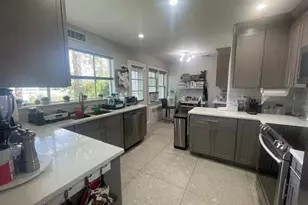 894 Lakeside Dr, Woodmere, NY 11598 - Photo 6