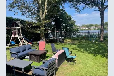 894 Lakeside Drive, Woodmere, NY 11598 - Photo 18