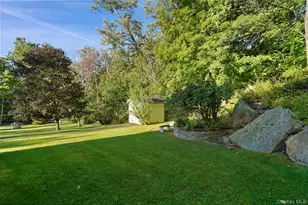 72 N Knapp Ct, Hopewell Junction, NY 12533 - Photo 20